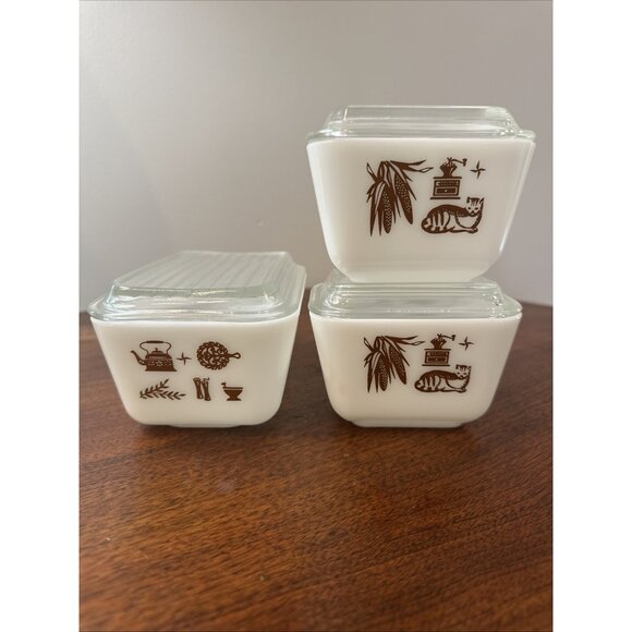 6 pieces Vintage Pyrex Early American Refrigerator Dishes w/Lids 501 (2) 502 (1) - Picture 1 of 6